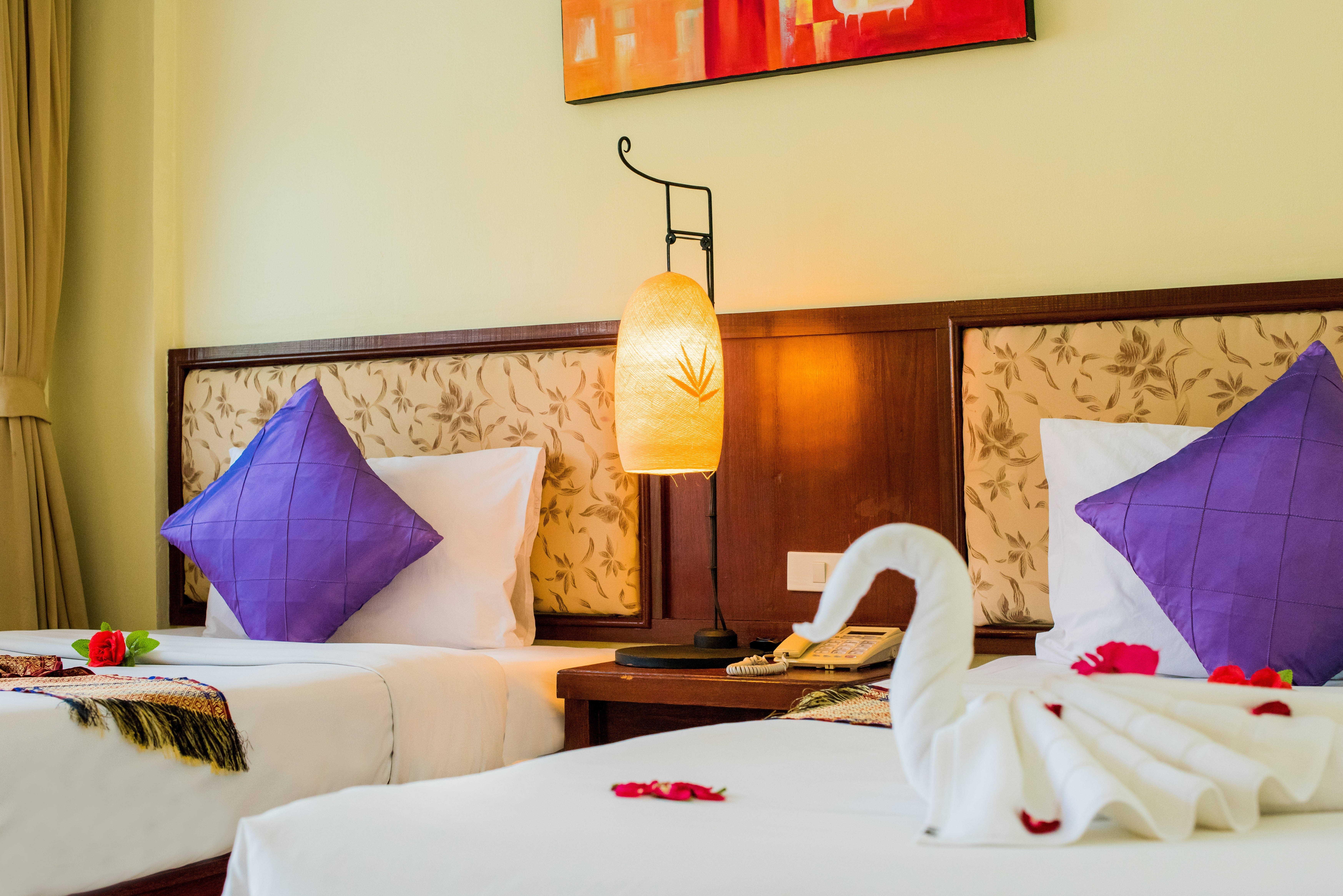 Bauman Ville Hotel Phuket Exterior photo