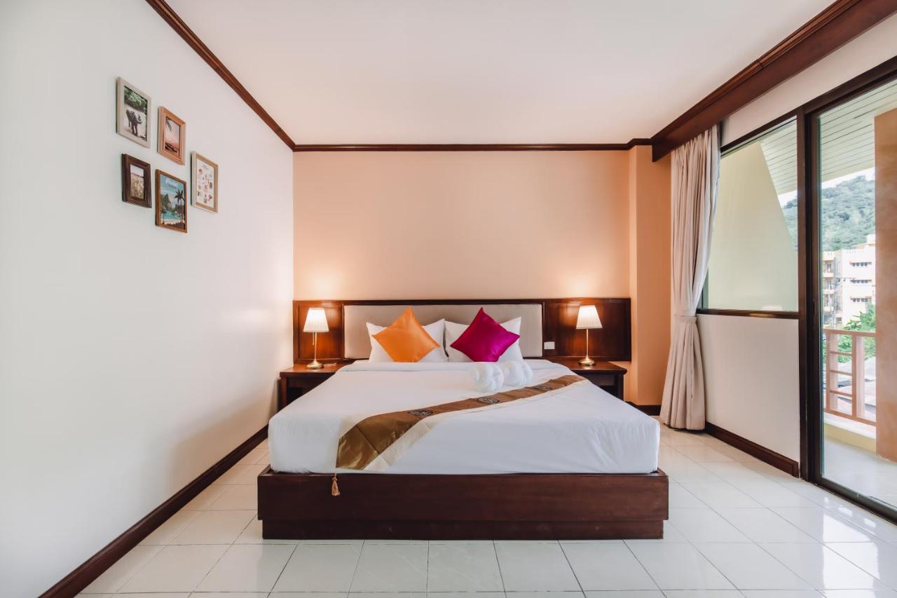 Bauman Ville Hotel Phuket Exterior photo
